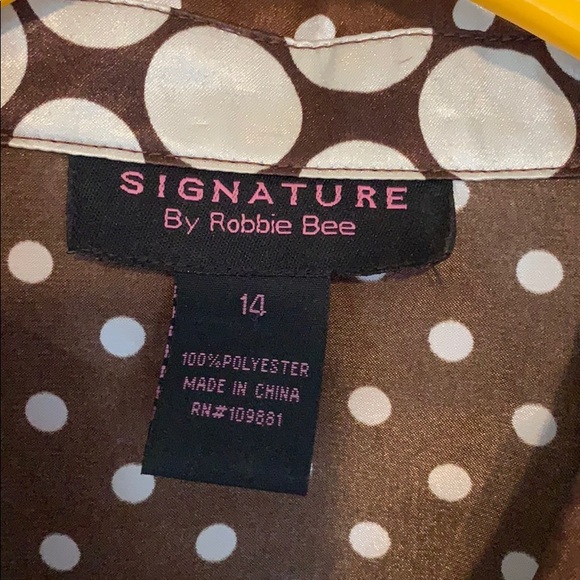 Signature by Robbie Bee - Picture 4 of 4